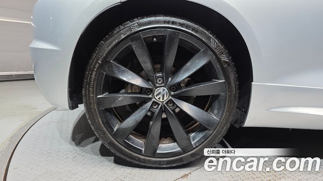 Volkswagen Scirocco 2013 — photo 5