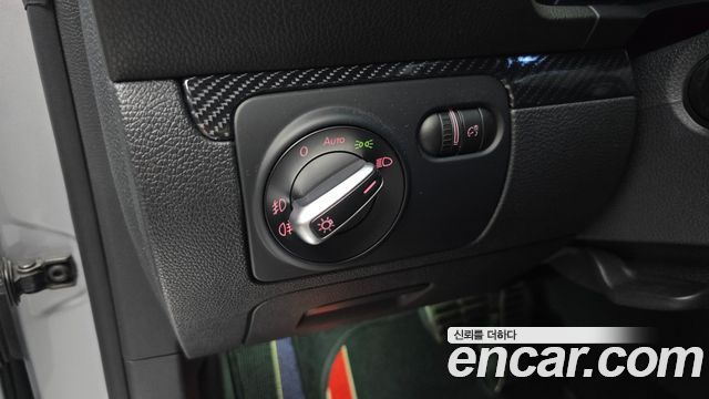 Volkswagen Scirocco 2013 — photo 18