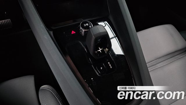 Polestar Polestar 2 2023 — photo 9
