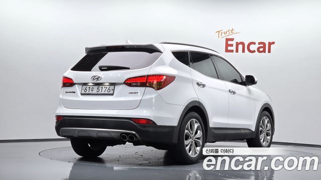 Hyundai Santafe 2015 — photo 2