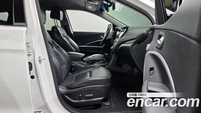 Hyundai Santafe 2015 — photo 11