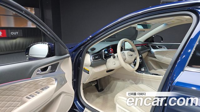 Genesis G70 2020 — photo 13