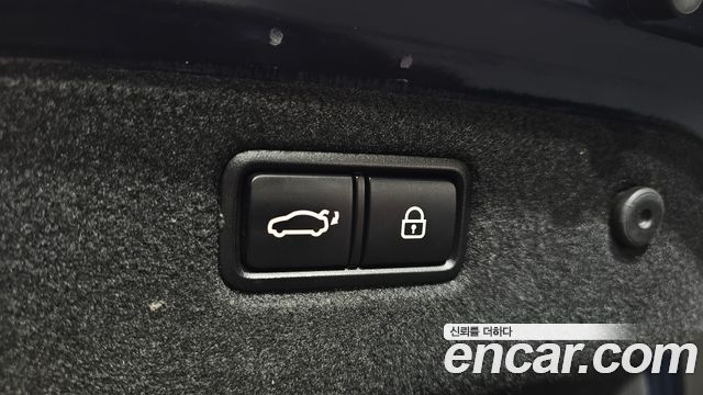 Genesis G70 2020 — photo 26