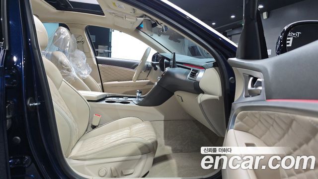Genesis G70 2020 — photo 16