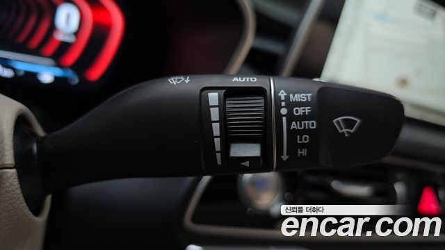 Genesis G70 2020 — photo 28
