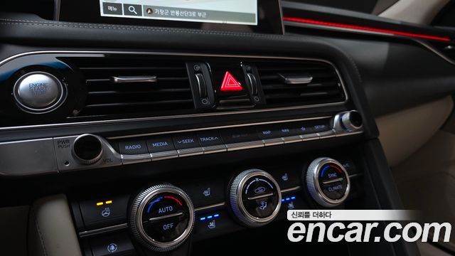 Genesis G70 2020 — photo 33