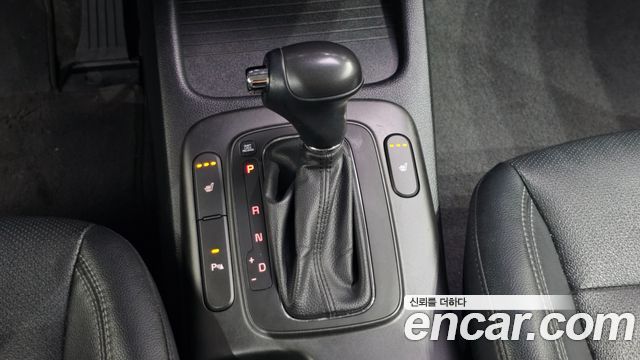Kia K3 2015 — photo 9