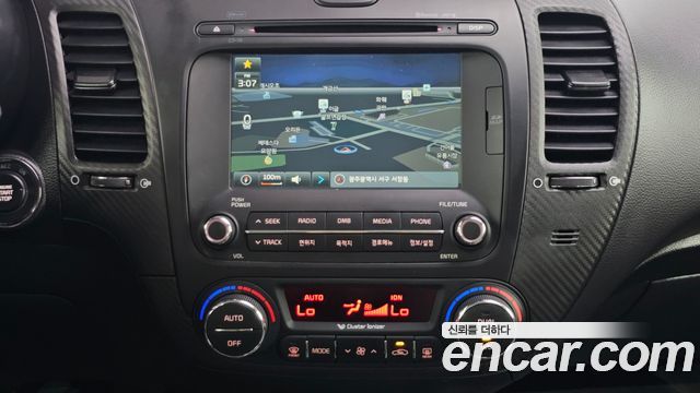 Kia K3 2015 — photo 13