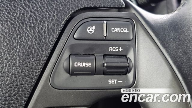 Kia K3 2015 — photo 16