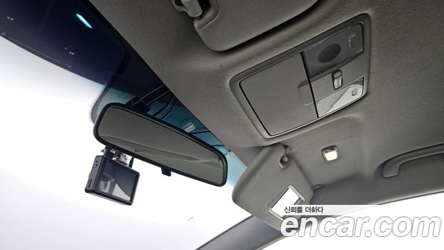 Kia K3 2015 — photo 19