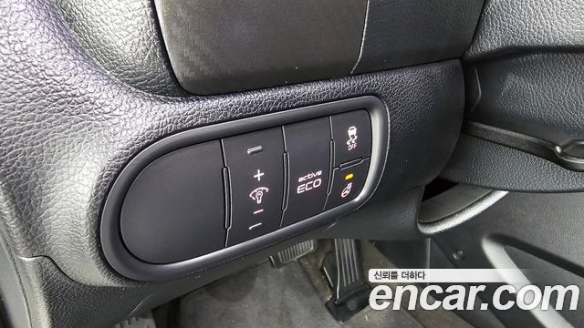 Kia K3 2015 — photo 20