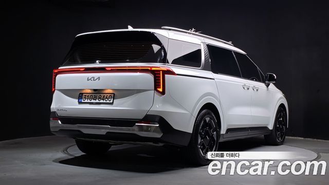 Kia Canival 2025 — photo 2