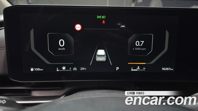Kia Canival 2025 — photo 11