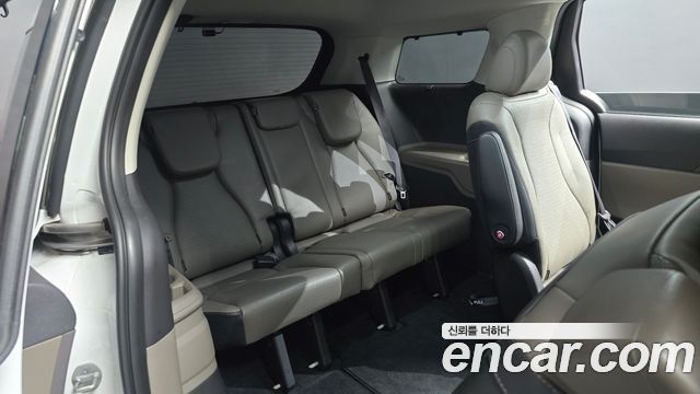 Kia Canival 2025 — photo 17