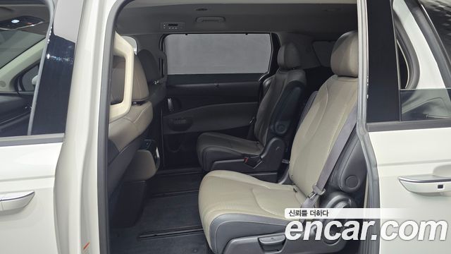 Kia Canival 2025 — photo 19