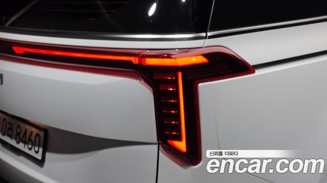 Kia Canival 2025 — photo 9