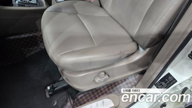 KG Mobility KORANDO 2016 — photo 29