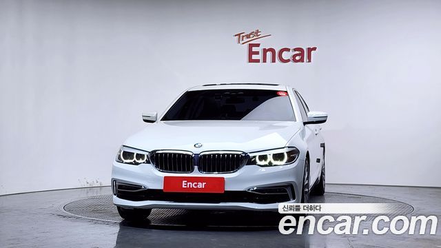 BMW 5-Series 2019 — photo 3