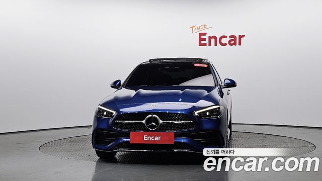 Mercedes-Benz C-Class 2022 — photo 3
