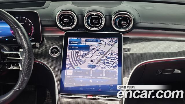 Mercedes-Benz C-Class 2022 — photo 19
