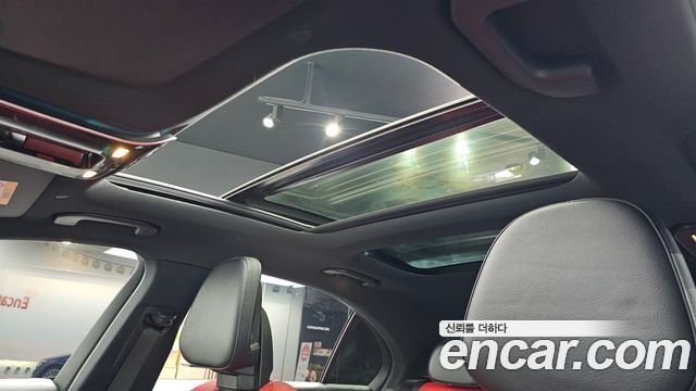 Mercedes-Benz C-Class 2022 — photo 25