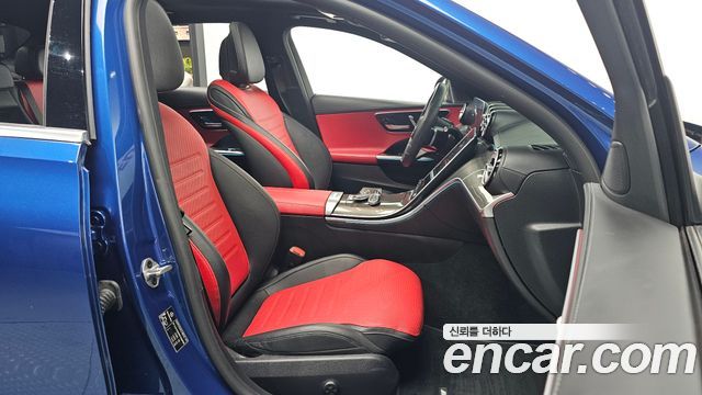 Mercedes-Benz C-Class 2022 — photo 16