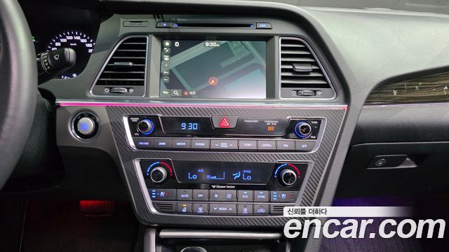 Hyundai Sonata 2016 — photo 17