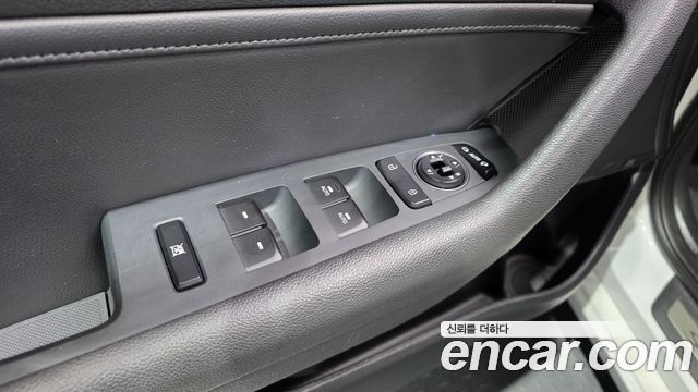 Hyundai Sonata 2016 — photo 18