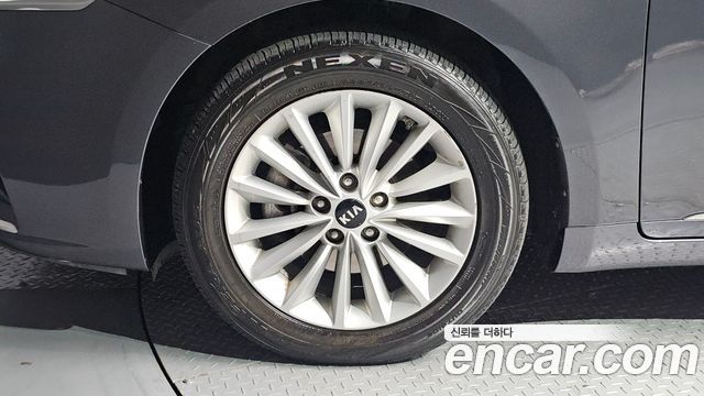 Kia K7 2017 — photo 5