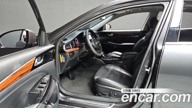 Kia K7 2017 — photo 13