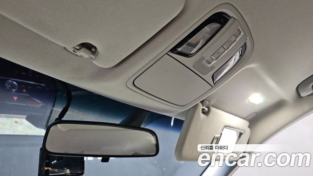 Kia K7 2017 — photo 23