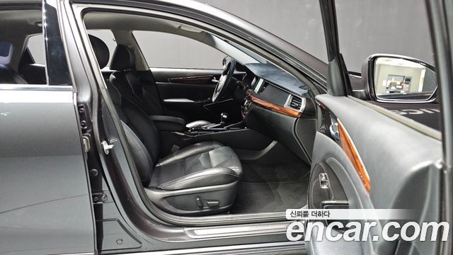Kia K7 2017 — photo 24