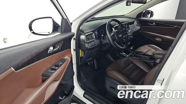 Kia Sorento 2017 — photo 13
