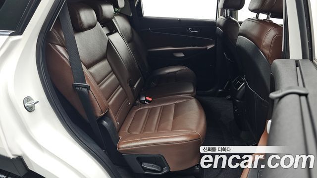 Kia Sorento 2017 — photo 17
