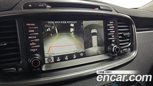 Kia Sorento 2017 — photo 21