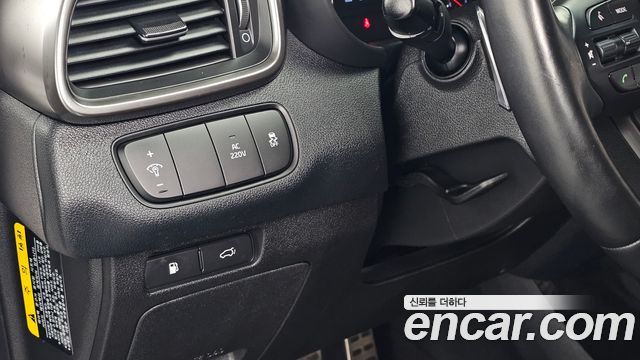 Kia Sorento 2017 — photo 22