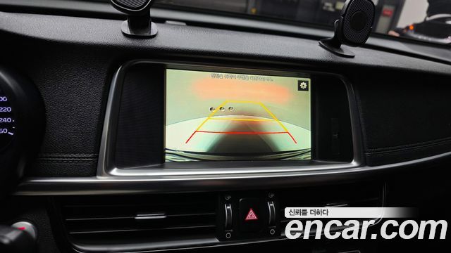 Kia K5 2016 — photo 21