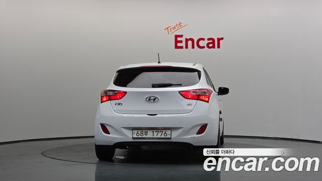Hyundai i30 2014 — photo 4