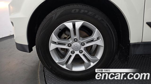 KG Mobility KORANDO 2014 — photo 5