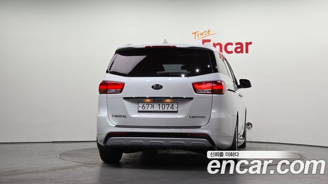 Kia Canival 2016 — photo 4