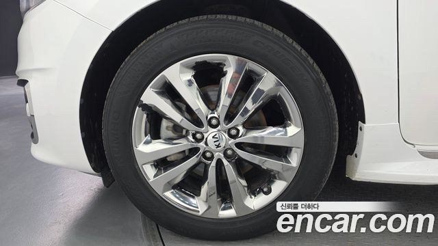 Kia Canival 2016 — photo 5