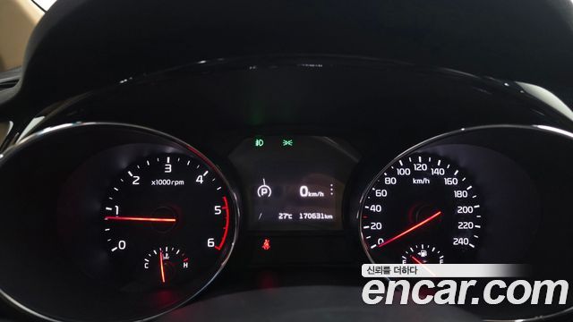 Kia Canival 2016 — photo 8