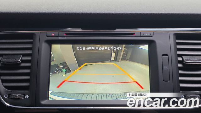 Kia Canival 2016 — photo 17