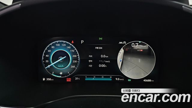 Hyundai Santafe 2021 — photo 11