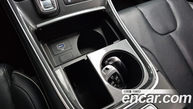 Hyundai Santafe 2021 — photo 24