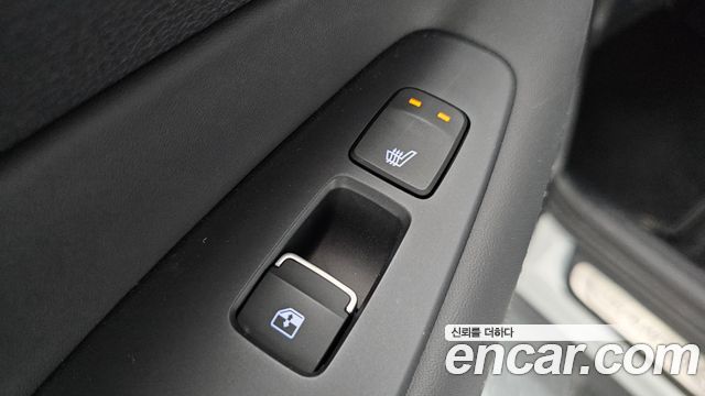 Hyundai Santafe 2021 — photo 32