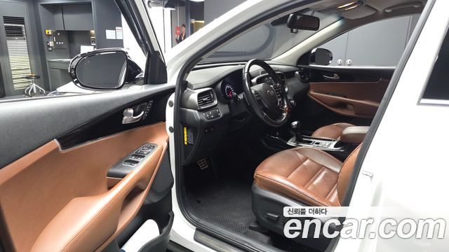 Kia Sorento 2019 — photo 13