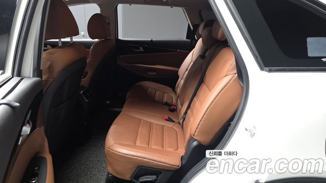 Kia Sorento 2019 — photo 16