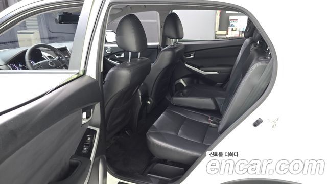 KG Mobility KORANDO 2016 — photo 17
