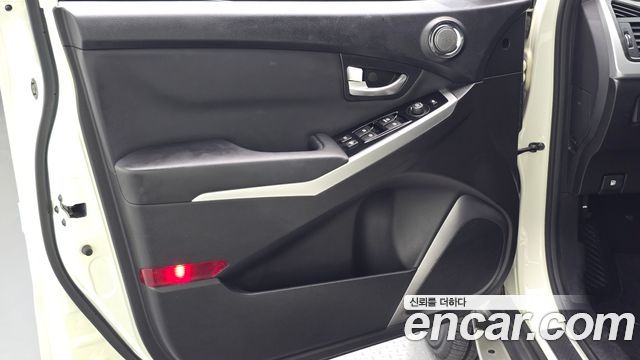 KG Mobility KORANDO 2016 — photo 14
